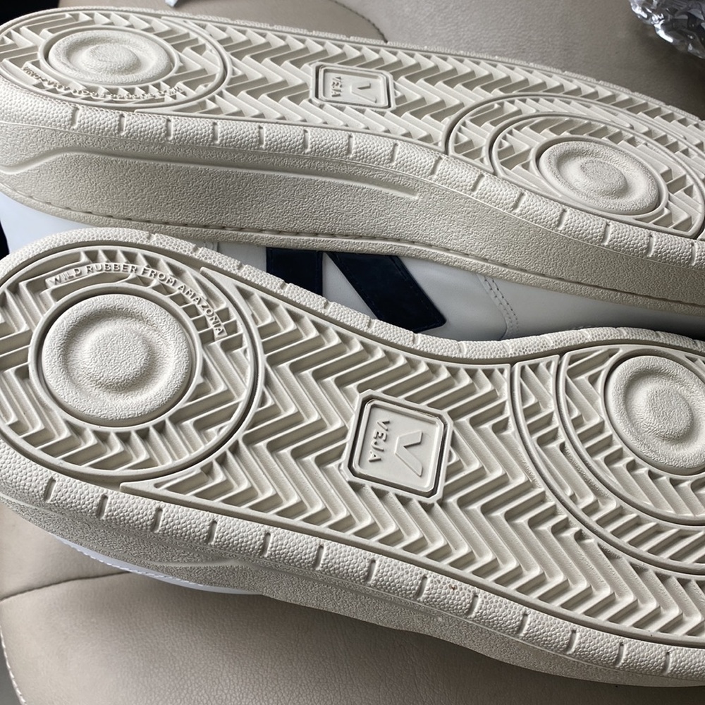 Veja Women's White and Black Sneakers - Picture 3 of 3
